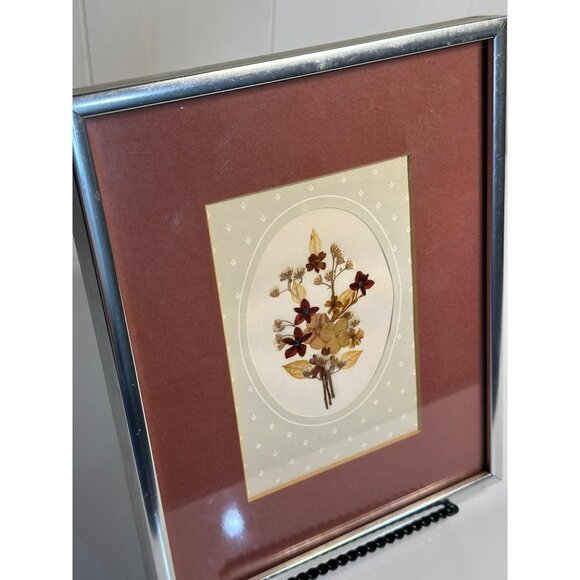 VTG Pressed Flower Art Frame 8x10.5 | Etched Silver Border Botanical Herbarium - Picture 4 of 7